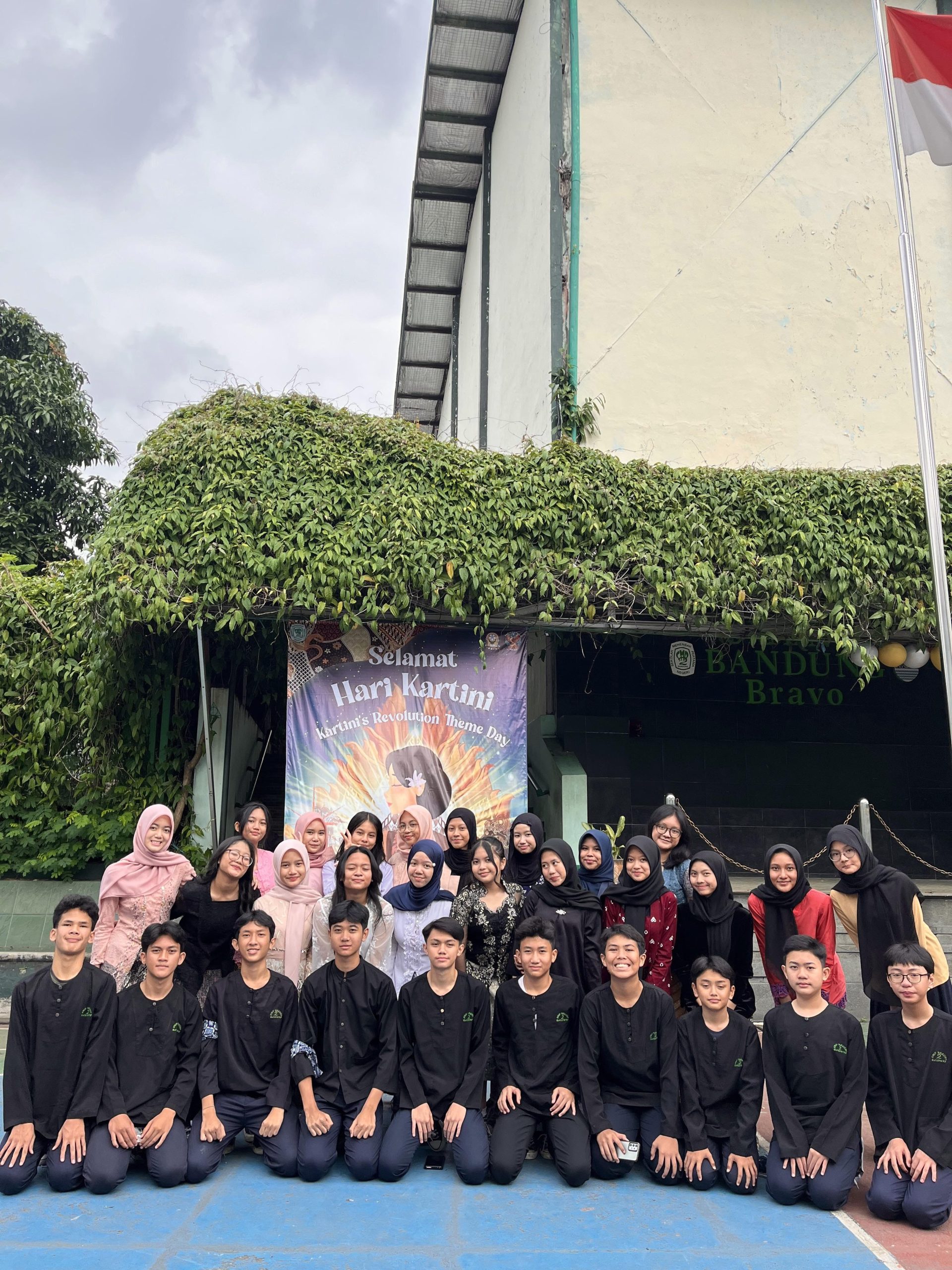 HARSADHITASIS Gelar “Kartini Revolution Theme Day” untuk Peringati Hari Kartini